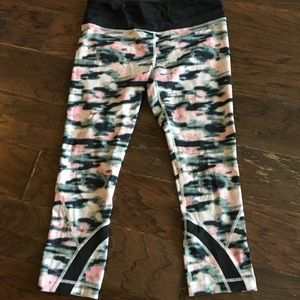 LuluLemon camo leggings